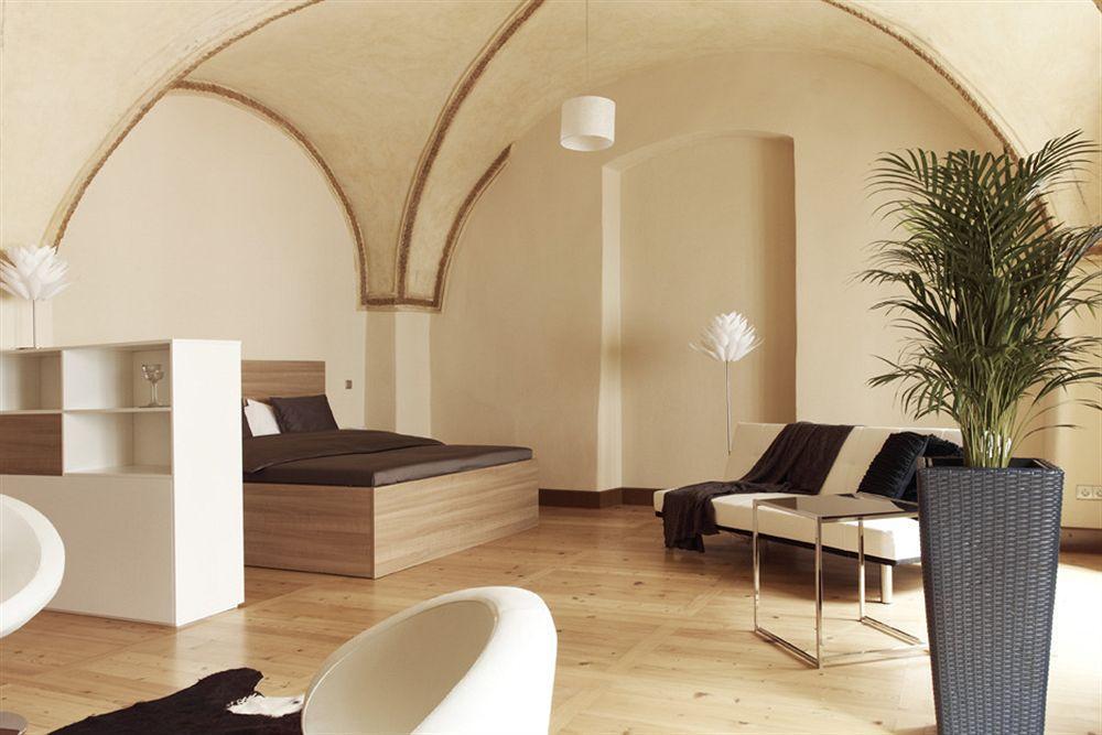 3 Epoques By Adrez Apartmán Praha